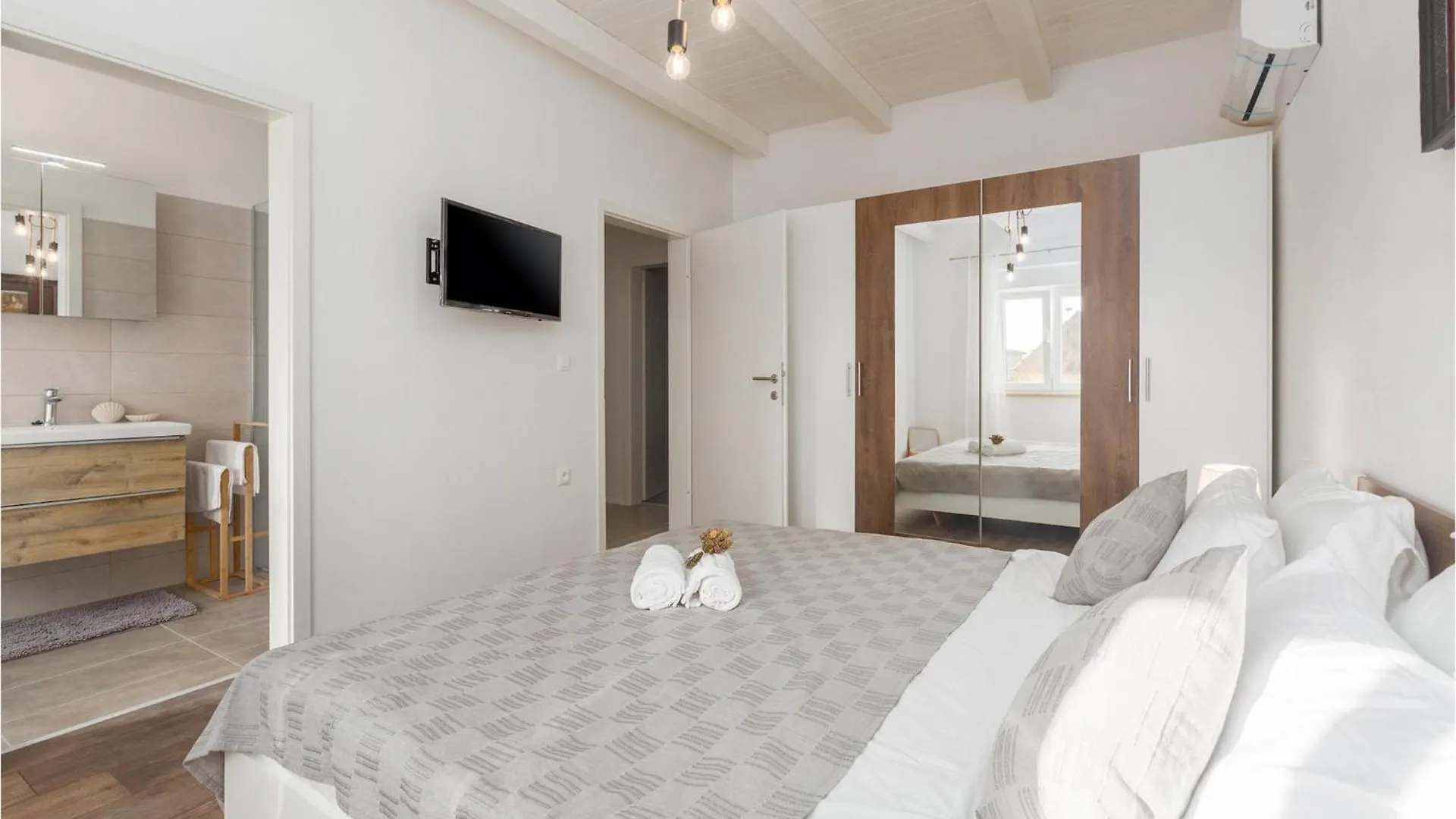Villa Diana Porec 0*,  Croazia